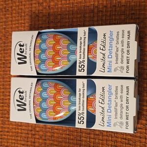 WET BRUSH BRAND ORIGINAL MULTI COLORS MINI DETANGLER BRUSHES BUNDLE OF 2